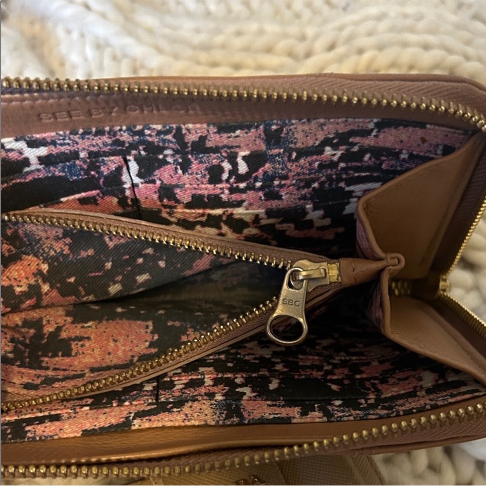 Prada Key Holder & Chloe Wallet Bundle - Picture 14 of 16
